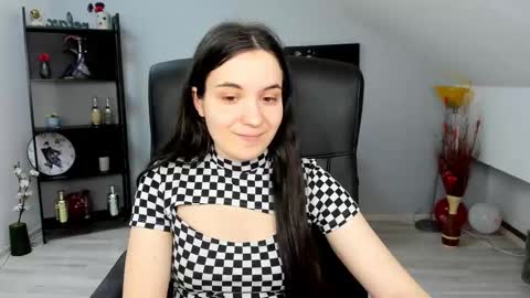 Snapshot of melissawiliam chatting on 03/06/25, 03:13 melissawiliam online show from 03/06/25, 03:13