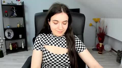 Snapshot of melissawiliam chatting on 03/10/25, 03:20 melissawiliam online show from 03/10/25, 03:20