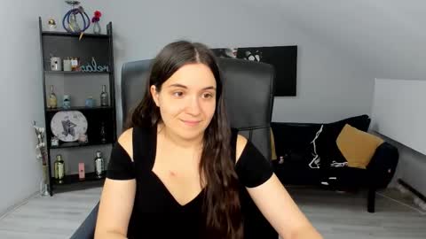 Snapshot of melissawiliam chatting on 09/24/25, 10:51 melissawiliam online show from 09/24/25, 10:51