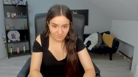 Snapshot of melissawiliam chatting on 10/15/25, 11:10 melissawiliam online show from 10/15/25, 11:10