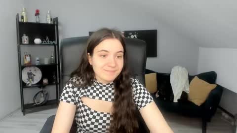 Snapshot of melissawiliam chatting on 11/18/25, 12:20 melissawiliam online show from 11/18/25, 12:20