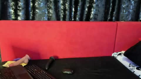 Melissa online show from 12/02/24, 02:19