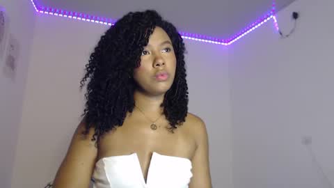 mell_rossi online show from 10/26/25, 07:53