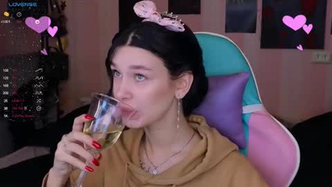 Freya  IM NONUDE online show from 01/27/25, 08:17