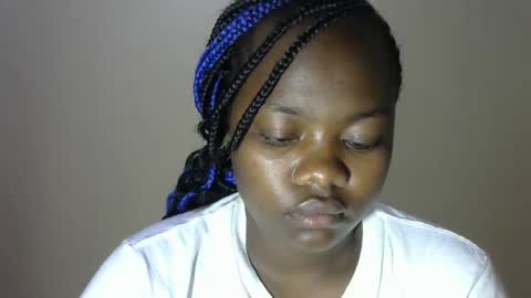 Snapshot of mellcy chatting on 12/19/24, 11:25 mell online show from 12/19/24, 11:25