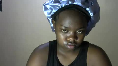 Snapshot of mellcy chatting on 01/21/25, 01:08 mell online show from 01/21/25, 01:08