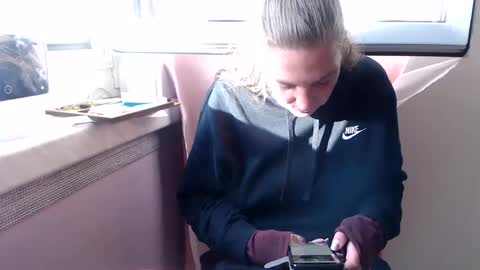 Melli online show from 10/02/25, 03:08