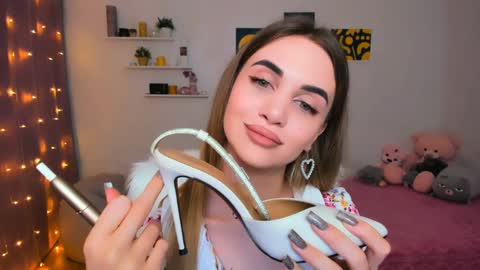 Snapshot of mellifluoustess chatting on 02/09/25, 01:00 Tessa online show from 02/09/25, 01:00