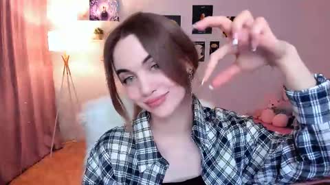 Snapshot of mellifluoustess chatting on 02/25/25, 09:46 Tessa online show from 02/25/25, 09:46