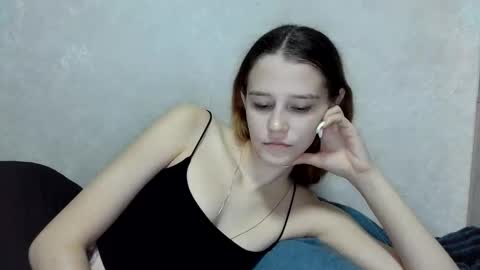 Snapshot of mellisamaxwell chatting on 09/11/25, 05:13 Mellisa online show from 09/11/25, 05:13