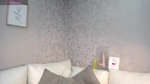 Snapshot of melodiroux_ chatting on 02/01/25, 01:09 Melodi online show from 02/01/25, 01:09