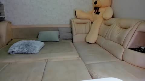 Masha online show from 01/08/25, 04:11