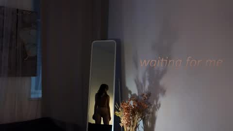 Snapshot of melodykey_x chatting on 02/19/25, 03:38 melody online show from 02/19/25, 03:38