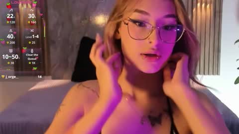 melodylanee online show from 11/14/25, 10:58