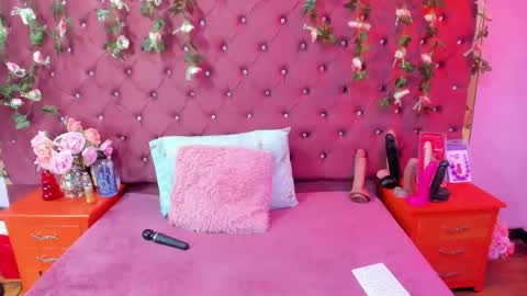 Melodysmithass online show from 10/15/25, 02:33