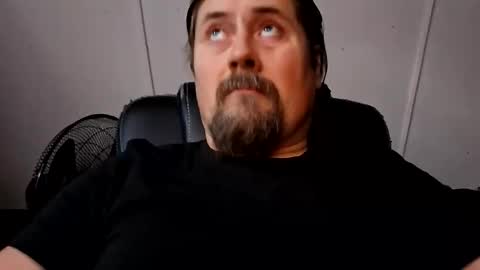 men10_12_1983 online show from 11/21/25, 09:08