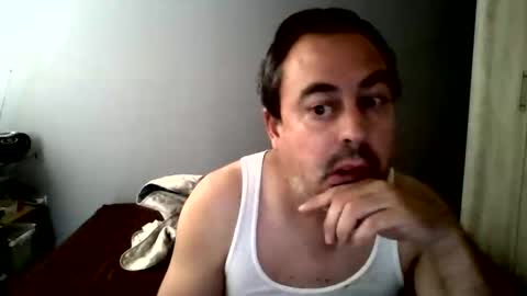 Snapshot of men_thin chatting on 10/26/25, 03:51 Travieso online show from 10/26/25, 03:51