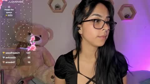 Snapshot of mencia_sharmaa chatting on 02/05/25, 05:41 Menca of your love online show from 02/05/25, 05:41
