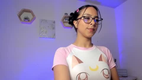 Snapshot of mencia_sharmaa chatting on 09/09/25, 03:50 Menca of your love online show from 09/09/25, 03:50