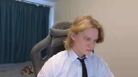 Mickey online show from 02/13/25, 04:54