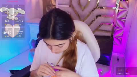    online show from 11/05/25, 07:25