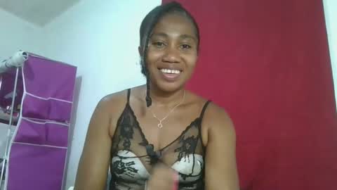 Snapshot of meraldaaaa chatting on 10/12/25, 05:56 meraldaaaa online show from 10/12/25, 05:56