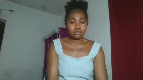 Snapshot of meraldaaaa chatting on 10/15/25, 12:27 meraldaaaa online show from 10/15/25, 12:27