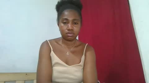 Snapshot of meraldaaaa chatting on 10/23/25, 03:06 meraldaaaa online show from 10/23/25, 03:06