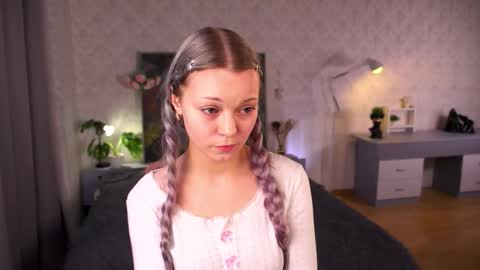 Stacy online show from 12/03/25, 01:42