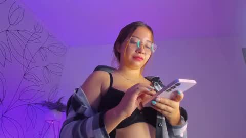 merida06 online show from 10/27/25, 01:42