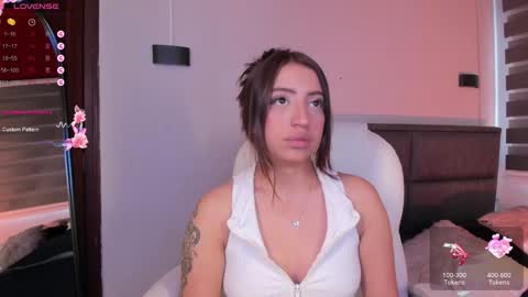 Snapshot of merida_taylor_ chatting on 01/14/25, 03:36 Merida online show from 01/14/25, 03:36