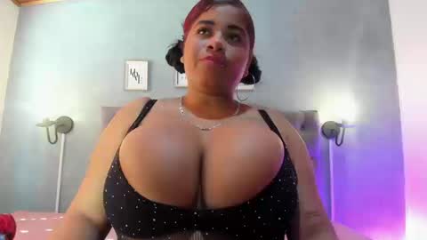 Snapshot of meridalane chatting on 09/16/25, 01:34 meridalane online show from 09/16/25, 01:34