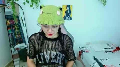 Snapshot of merliah_xd chatting on 09/26/25, 12:31 Liah online show from 09/26/25, 12:31