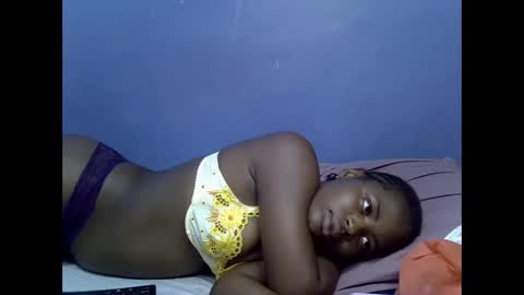 Snapshot of merlin_queen chatting on 10/08/25, 06:38 merlin_queen online show from 10/08/25, 06:38