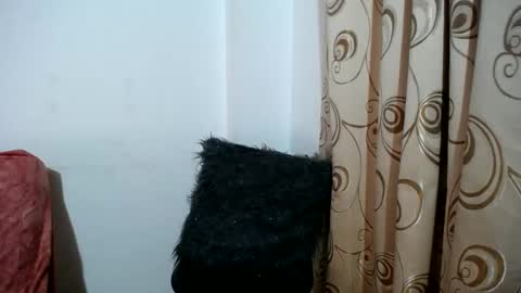 Snapshot of merlinaadams_ chatting on 03/06/25, 04:49 Merlina online show from 03/06/25, 04:49