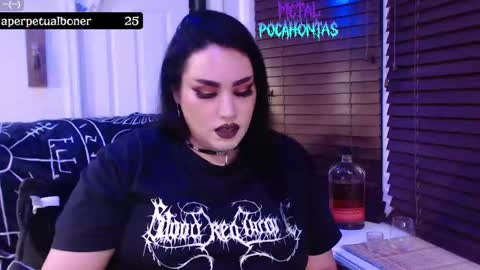 Snapshot of metalpocahotass chatting on 09/18/25, 11:18 MetalPocahotass online show from 09/18/25, 11:18