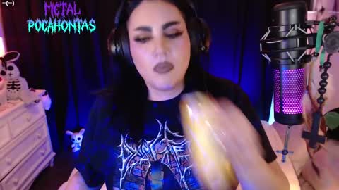 Snapshot of metalpocahotass chatting on 10/21/25, 11:05 MetalPocahotass online show from 10/21/25, 11:05