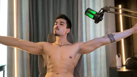 mettew22cm online show from 11/07/25, 07:58