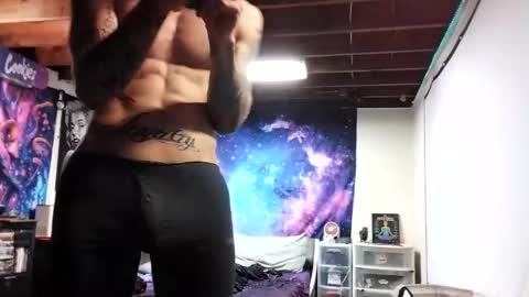 Snapshot of mfbadboii chatting on 01/01/25, 06:37 BadBoii online show from 01/01/25, 06:37