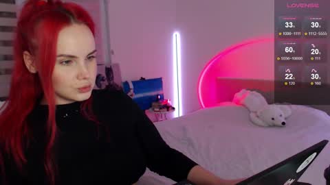 Snapshot of mi_cherry chatting on 02/07/25, 03:52 Alice online show from 02/07/25, 03:52