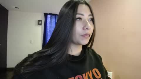 Mia zoe online show from 01/10/25, 08:59