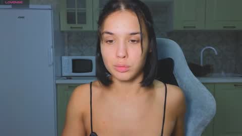 Snapshot of mia___lunaa chatting on 10/06/25, 01:58 Mia online show from 10/06/25, 01:58