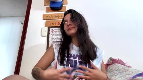 Mia  online show from 12/15/24, 05:31