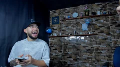 Mia and vincentt model indepent online show from 10/19/25, 05:19