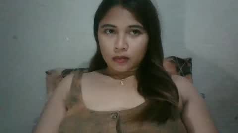 mia_bella04 online show from 01/13/25, 03:34