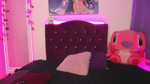 Snapshot of mia_cand chatting on 01/22/25, 04:55 Mia cand online show from 01/22/25, 04:55