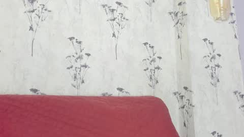 Mia  online show from 01/09/25, 06:15