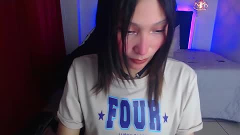Snapshot of mia_collens_ chatting on 02/03/25, 01:41 MIA online show from 02/03/25, 01:41
