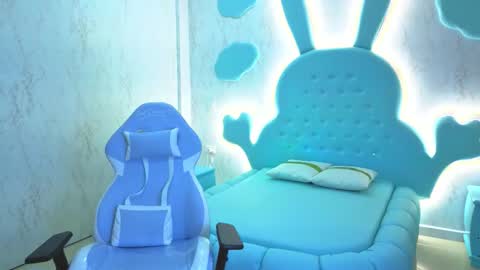 Mia Cuttee online show from 11/06/25, 04:02