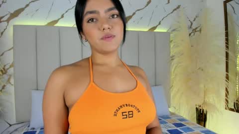 Snapshot of mia_greco_ chatting on 09/19/25, 02:57 mia_greco_ online show from 09/19/25, 02:57
